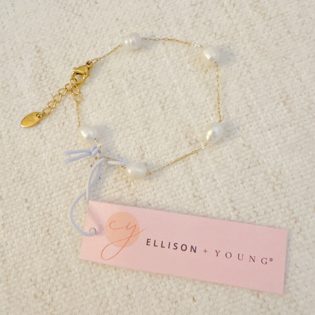 Esther Freshwater Pearl Bracelet